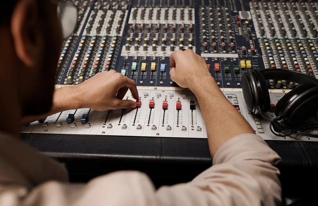 Sound Systems & Public Address (PA)